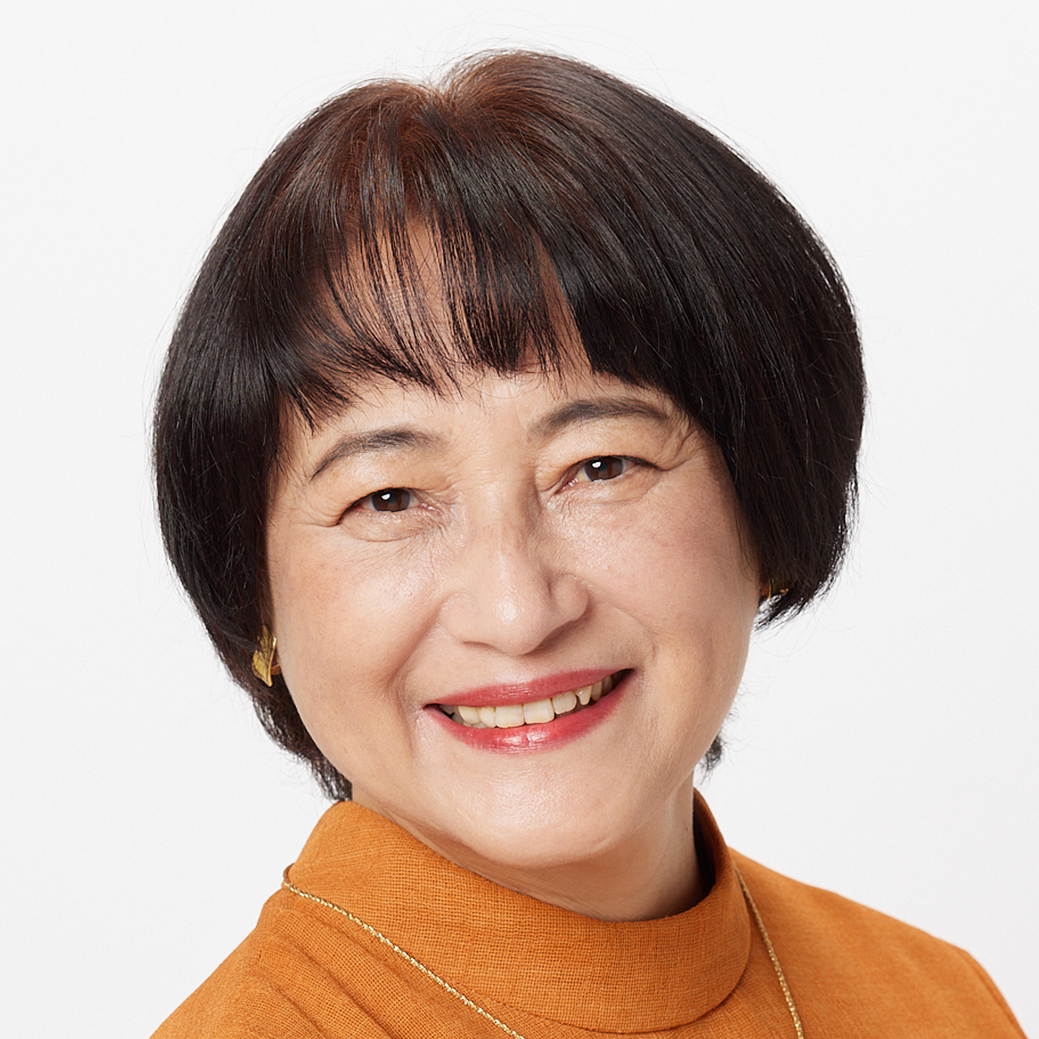萬美汐 
