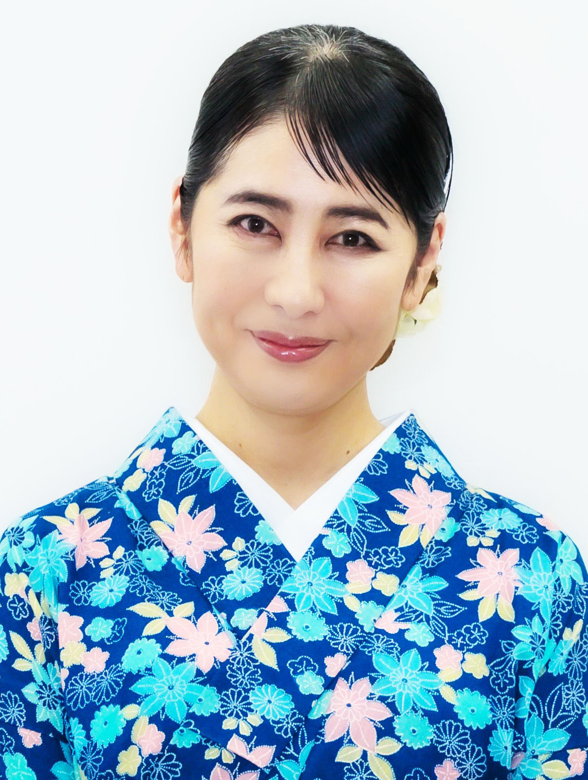 三枝 女優